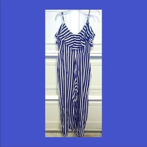 Large Blue & White pinstripe Romper 💙🤍 NWT